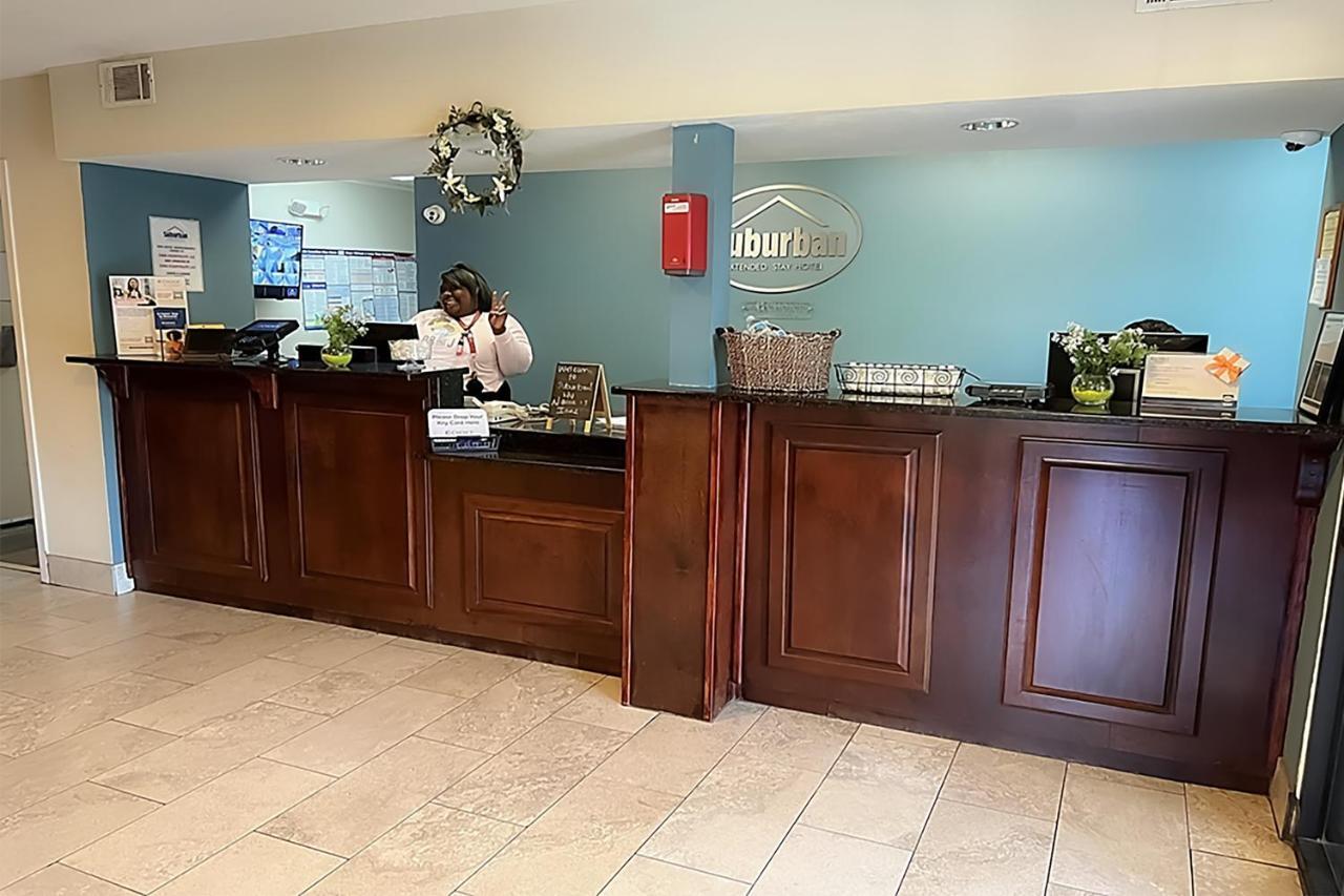 Suburban Hotel 2*