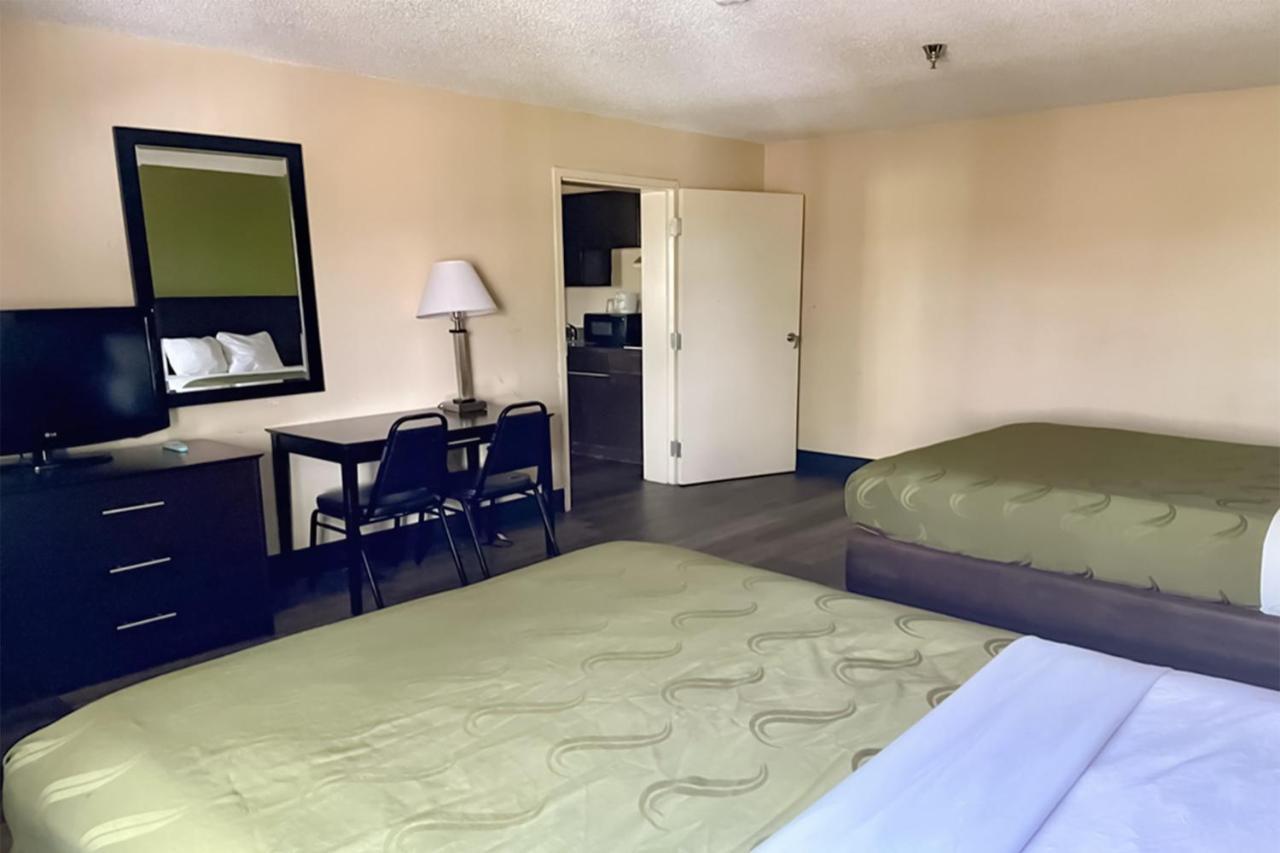 Hotel Suburban 2*