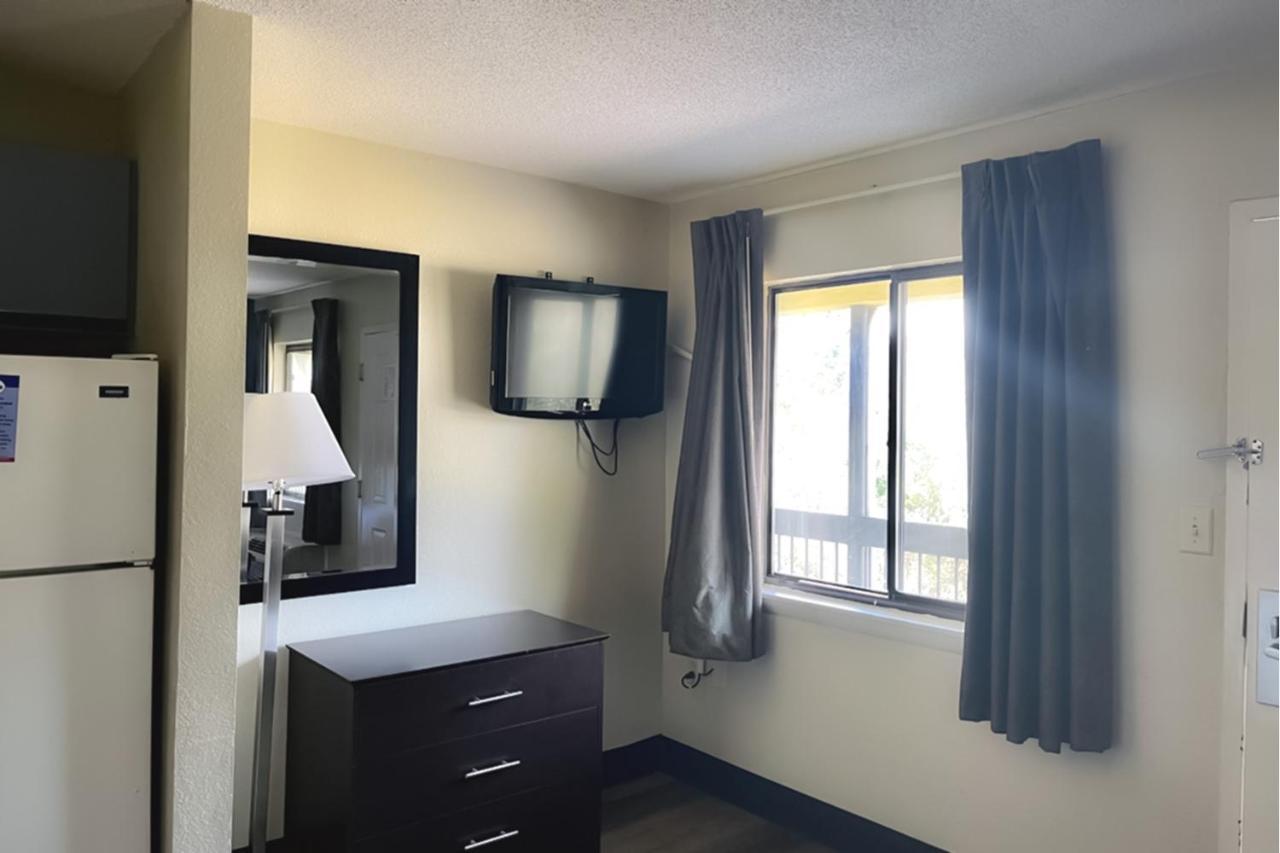 Hotel Suburban 2*