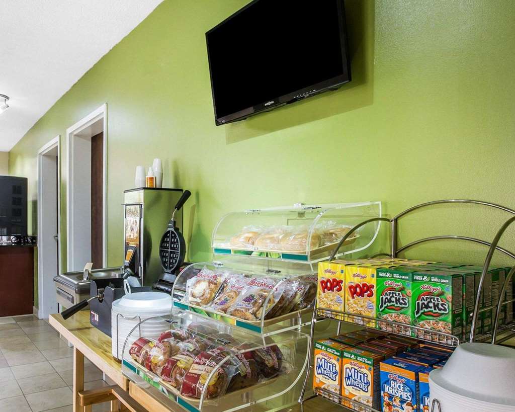Hotel Suburban
